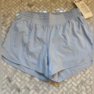 Lululemon Hotty Hot 4” Lined Short